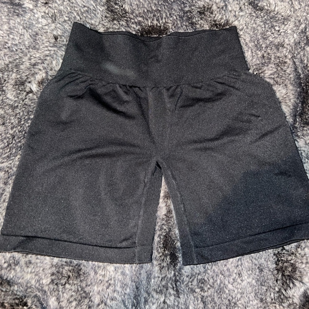 NVGTN shorts